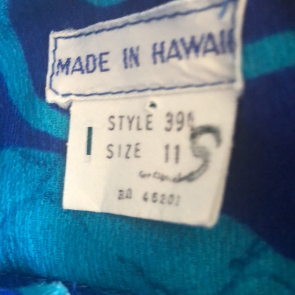 Hawaii blues sun dress labelled a small but really it’s more of a size 8-10 . - Picture 5 of 5